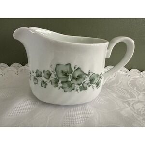 Vintage Corning Ware Corelle Coordinates Callaway Green Ivy Gravy Boat